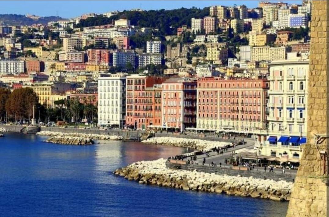 Nunzia'S House Napoli Apartman Kültér fotó